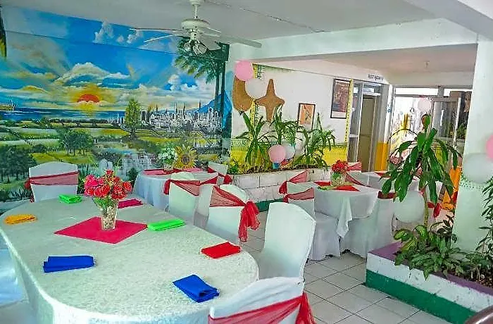 Hotel Gloriana And Montego Bay