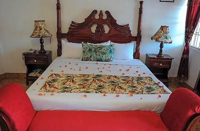 Gloriana And 3* Montego Bay