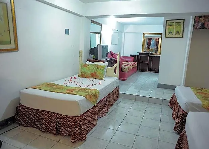Hotel Gloriana And